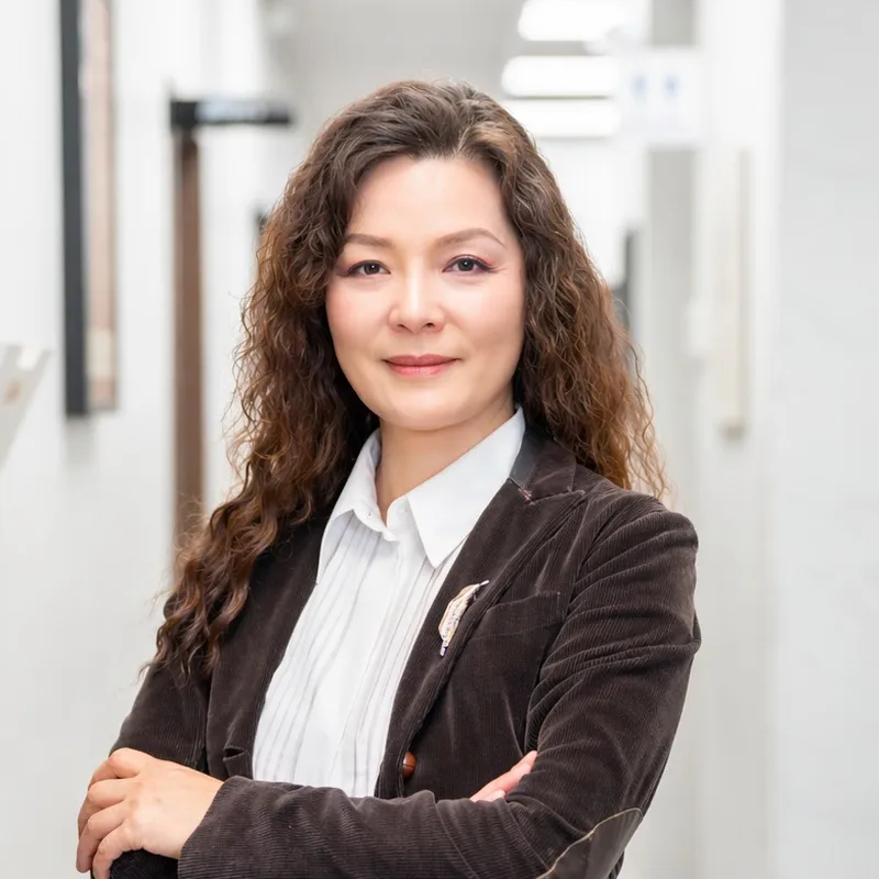 Ms. Ling Sun